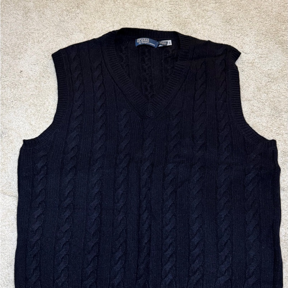 Polo Ralph Lauren Wool-Cashmere Cable Knit Sweater Vest. Size L